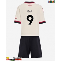 Camisa de Futebol Liverpool Alexander Isak #9 Equipamento Secundário Infantil 2025-26 Manga Curta (+ Calças curtas)